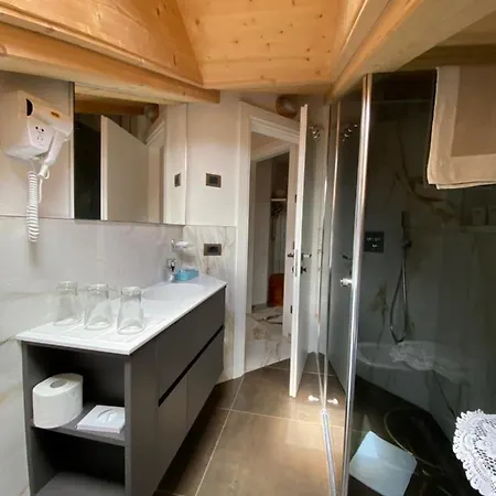 Aparthotel Claudia 3*